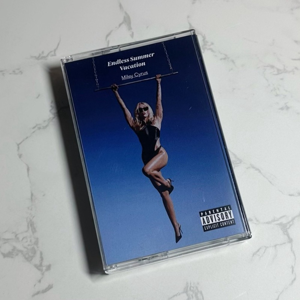 Miley Cyrus Cassette Tape | En - Audio With Music recension och pris